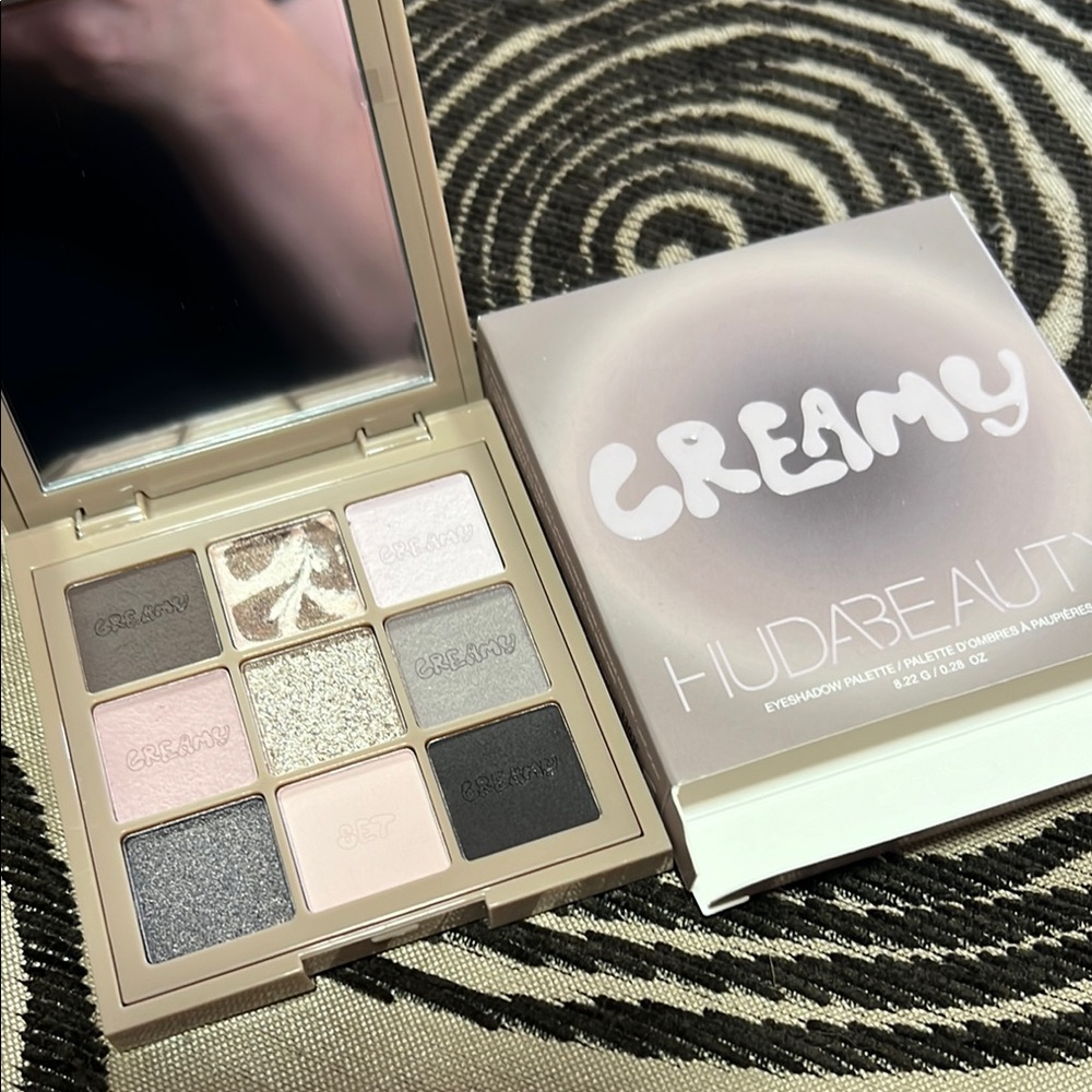 ⚡️💕Huda Beauty Griege Creamy Obsessions Eyeshadow Palette